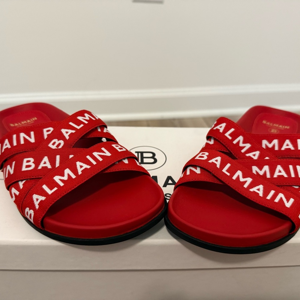 Balmain Vibrant Red Logo Slides